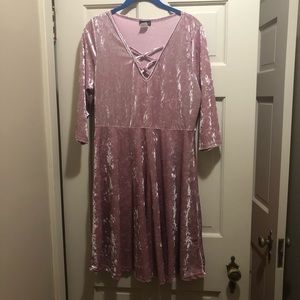 Velvet light pink dress